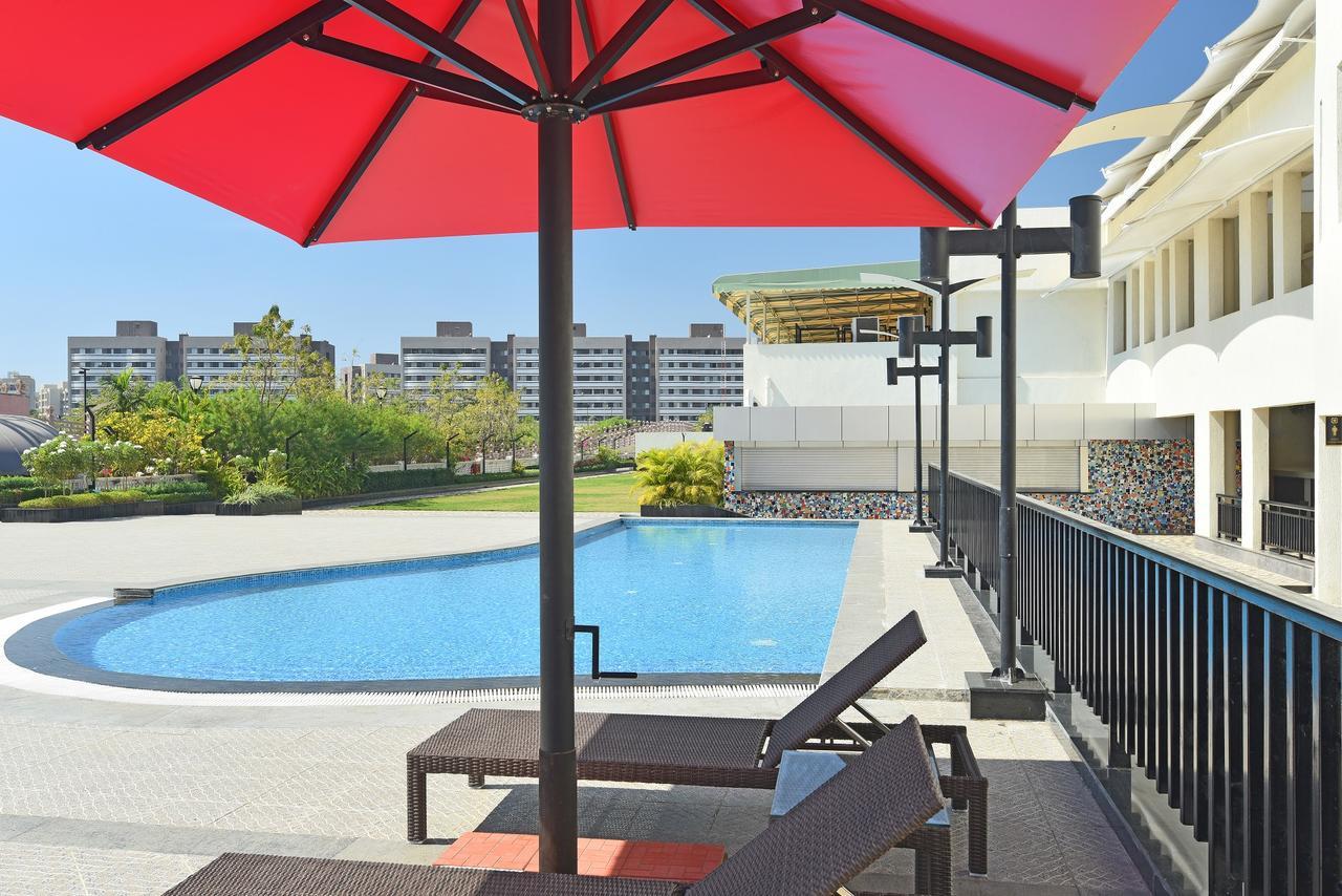 מלון Manor Club One מראה חיצוני תמונה